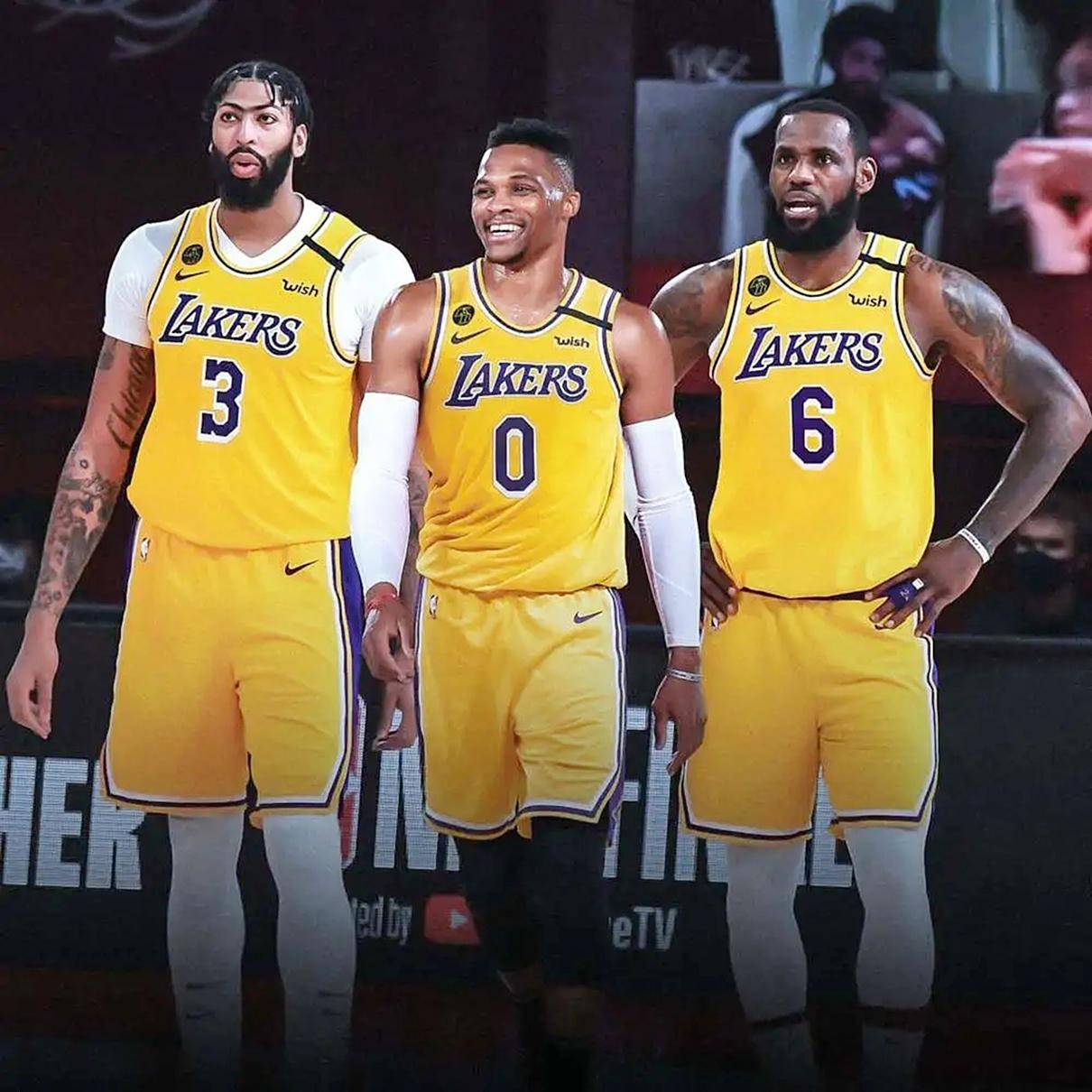 bsports体育：交易分析：快船队送出多名球员，换来全明星内线的简单介绍